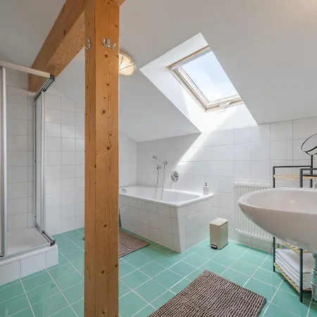 Apartment Haus H.o.f. *