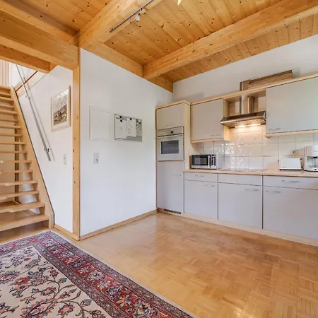 Apartment Haus H.o.f. *